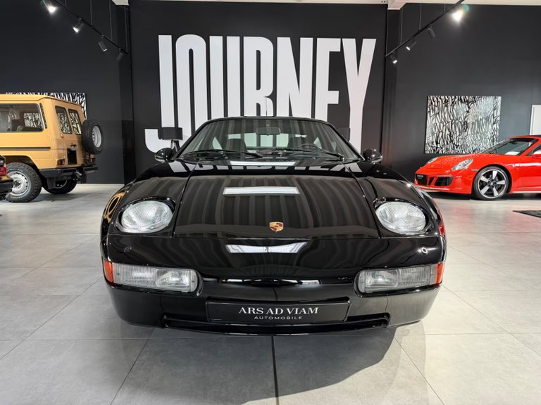 Porsche 928 S4