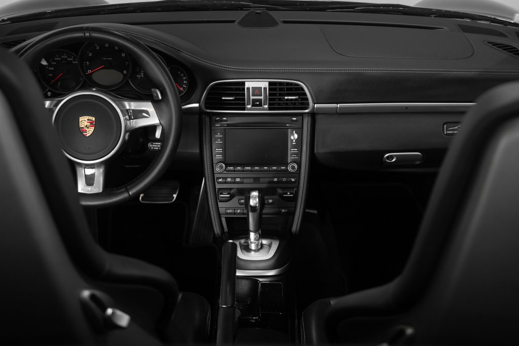 Porsche 997.2 Carrera Black Edition