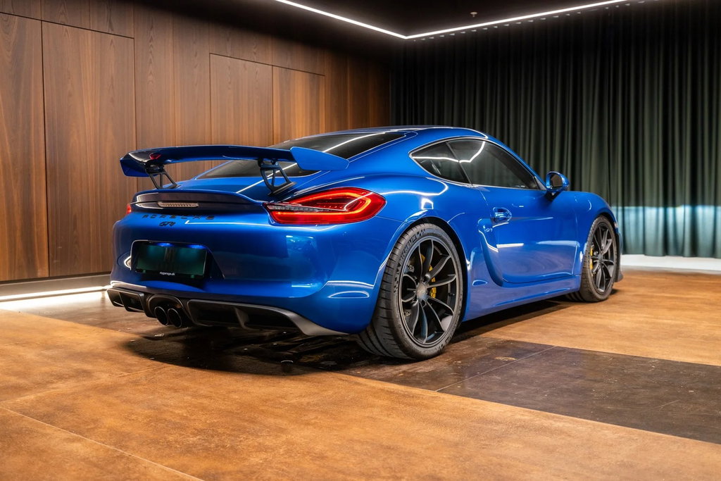 Porsche 981 Cayman GT4