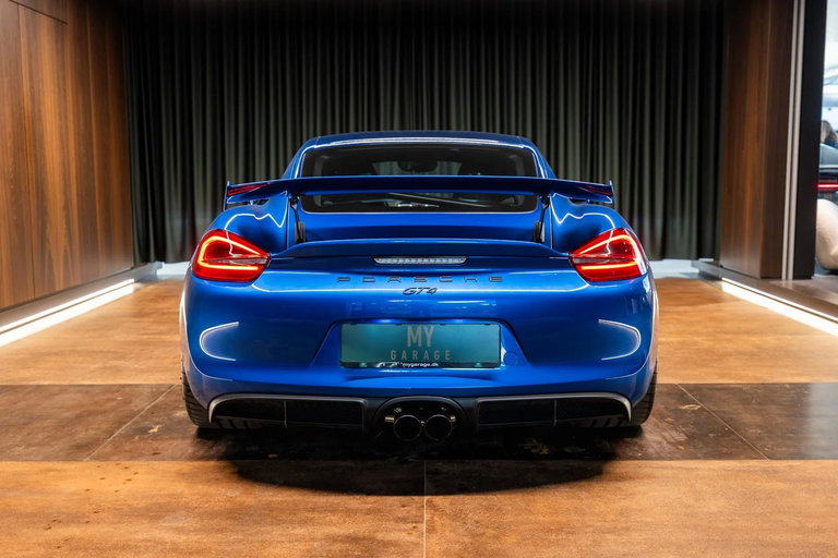Porsche 981 Cayman GT4