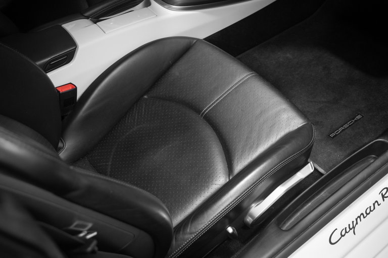 Porsche 987 Cayman R