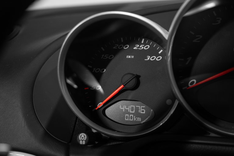 Porsche 987 Cayman R