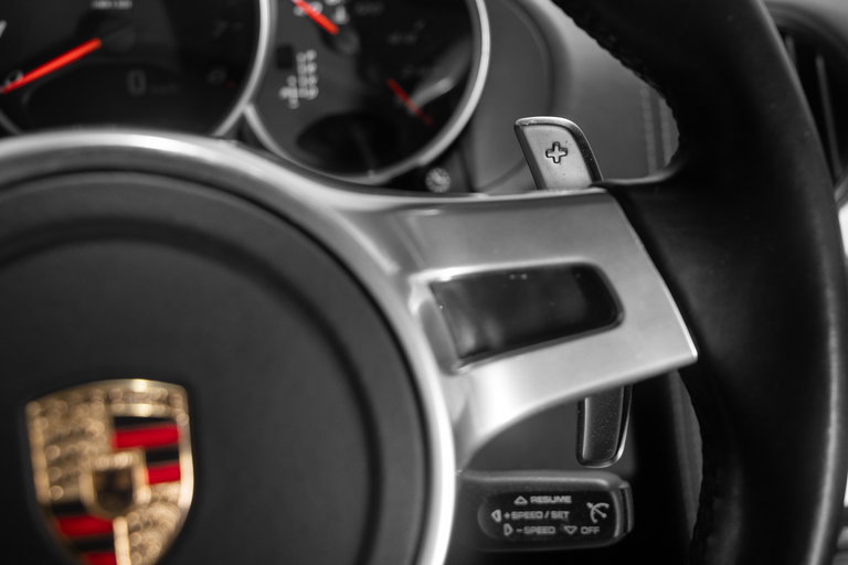 Porsche 987 Cayman R