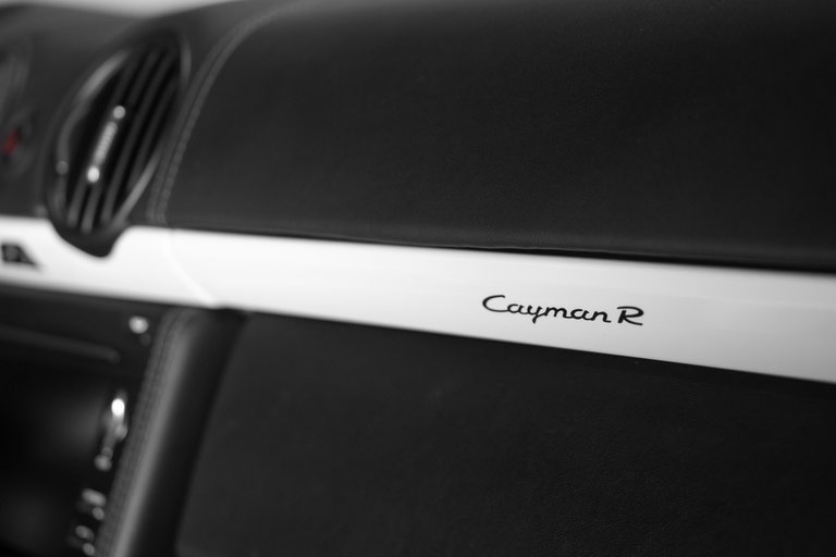 Porsche 987 Cayman R