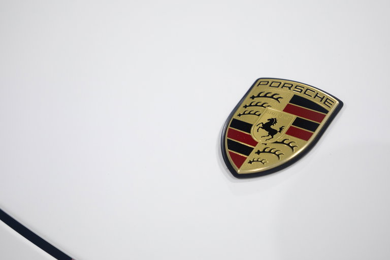 Porsche 987 Cayman R