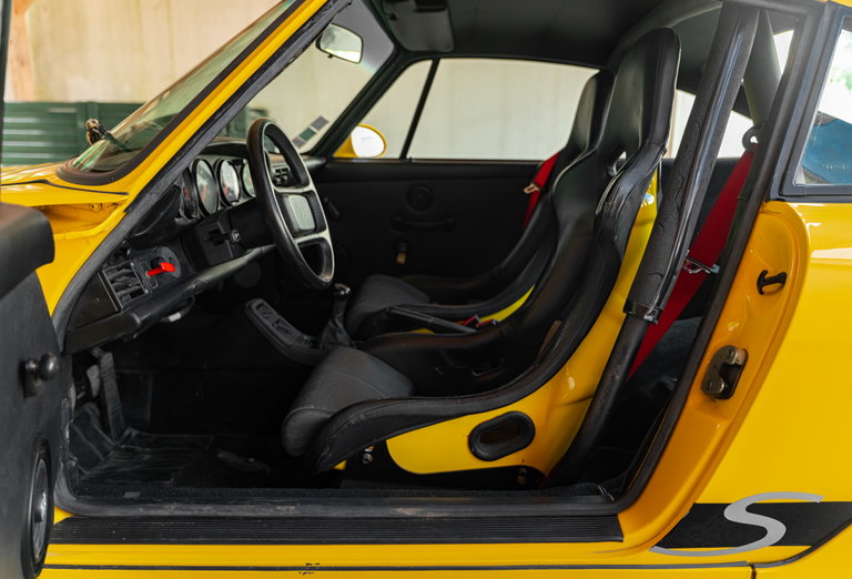 Porsche 964 Carrera RS