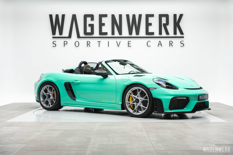 Porsche 718 Spyder RS