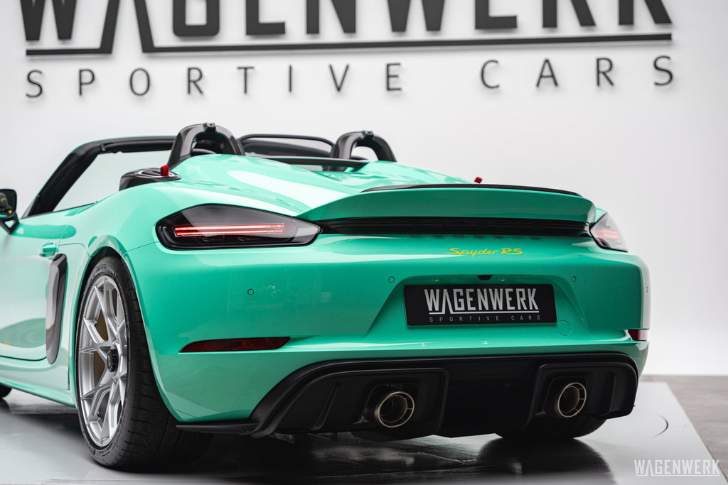 Porsche 718 Spyder RS