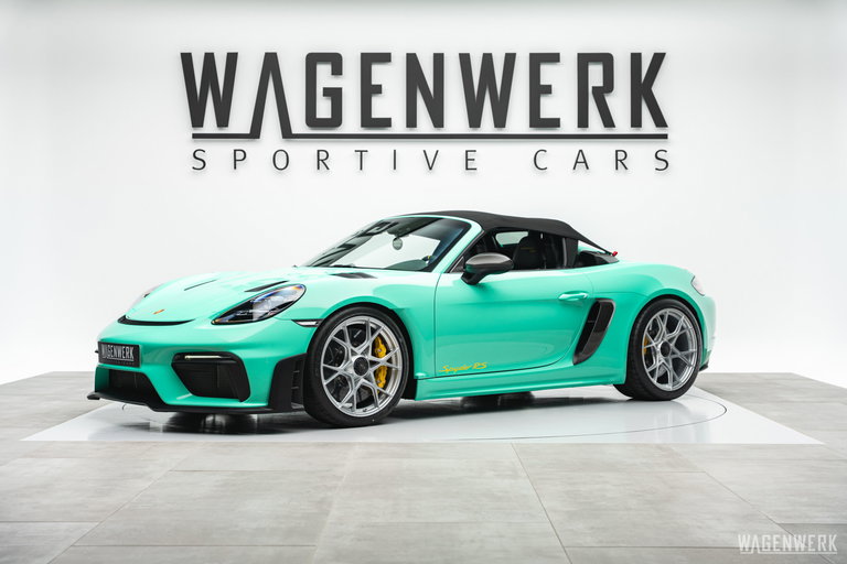 Porsche 718 Spyder RS