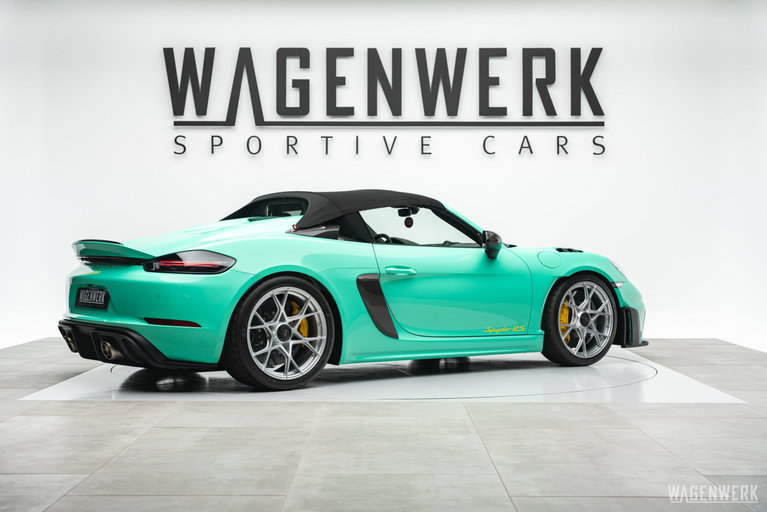 Porsche 718 Spyder RS