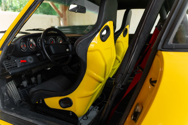 Porsche 964 Carrera RS
