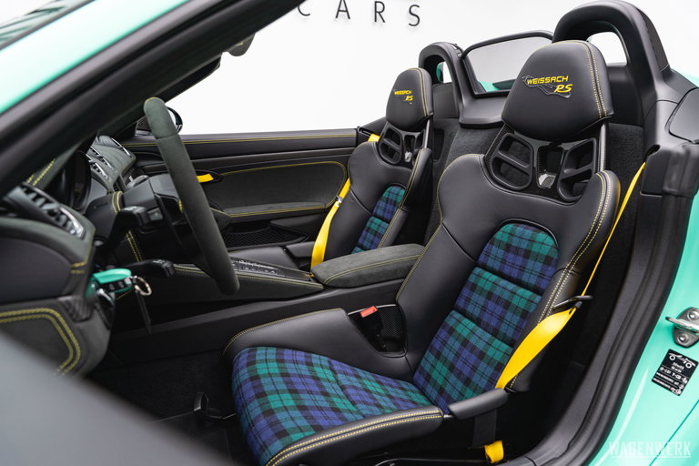 Porsche 718 Spyder RS