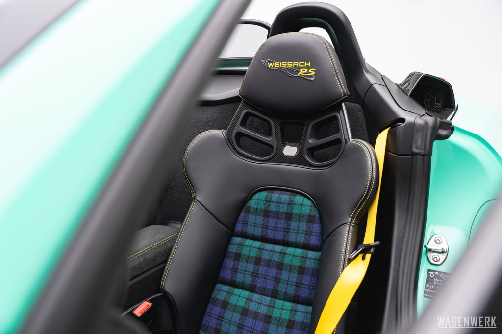 Porsche 718 Spyder RS