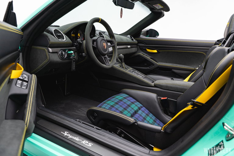 Porsche 718 Spyder RS