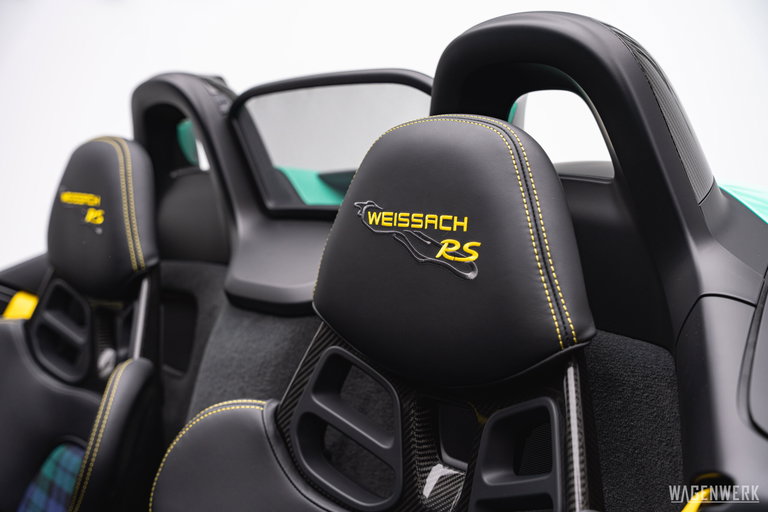 Porsche 718 Spyder RS