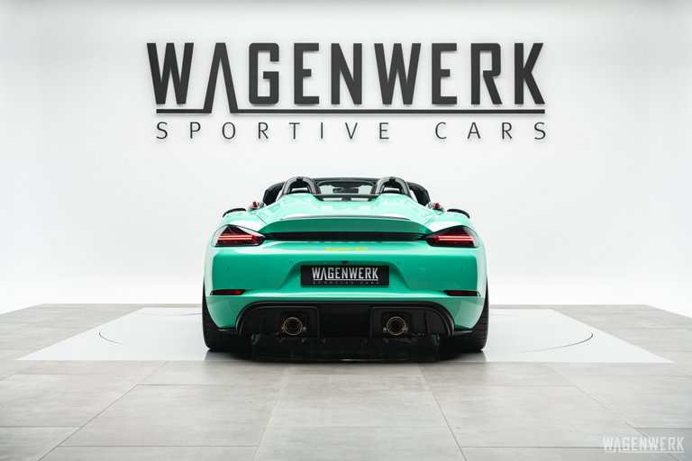 Porsche 718 Spyder RS