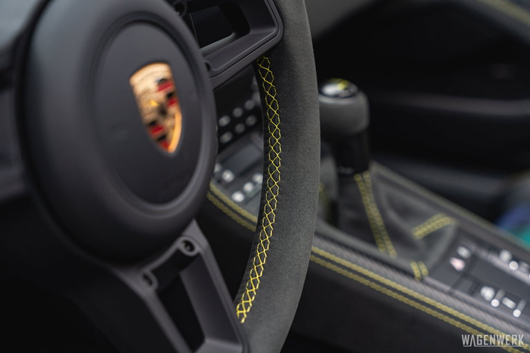 Porsche 718 Spyder RS