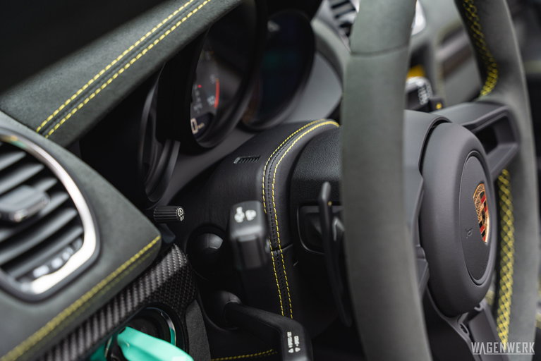 Porsche 718 Spyder RS