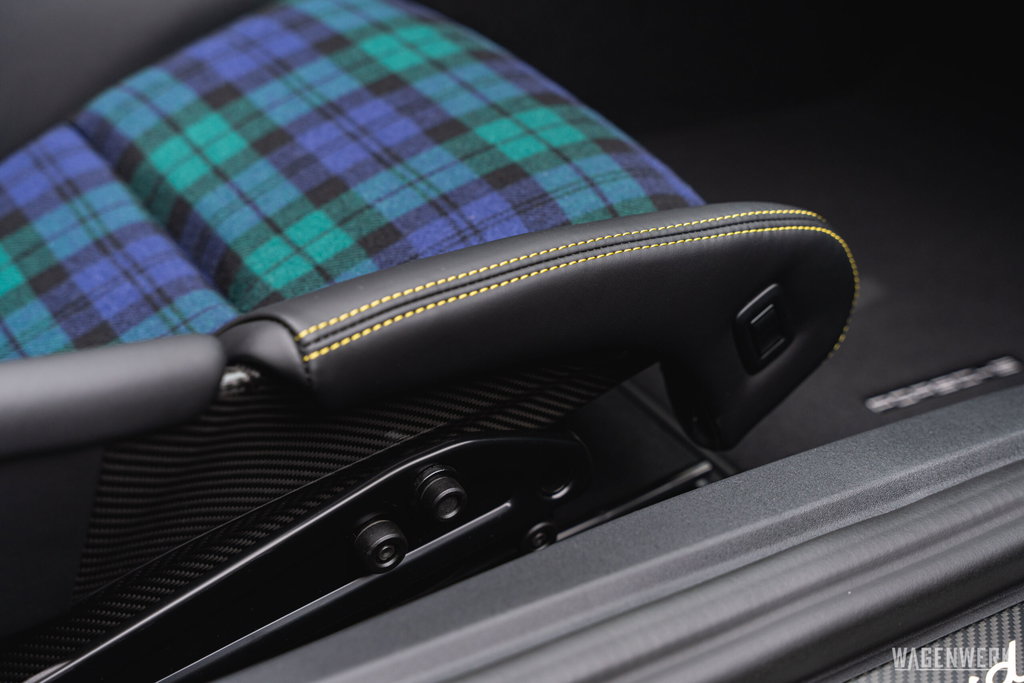 Porsche 718 Spyder RS