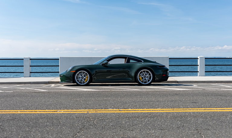 Porsche 992 GT3 Touring