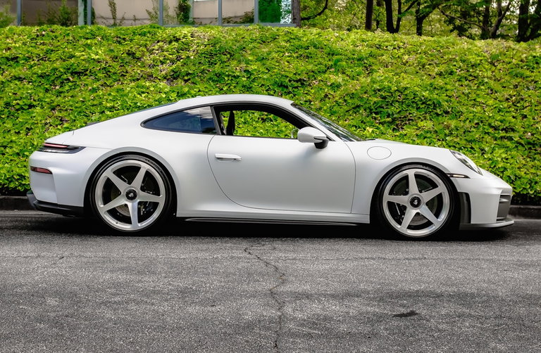 Porsche 992.2 GT3 Touring