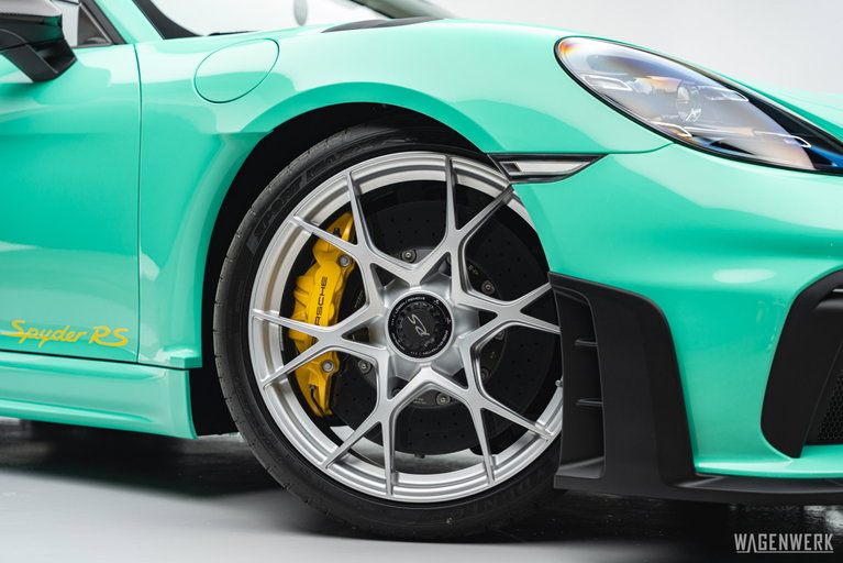 Porsche 718 Spyder RS