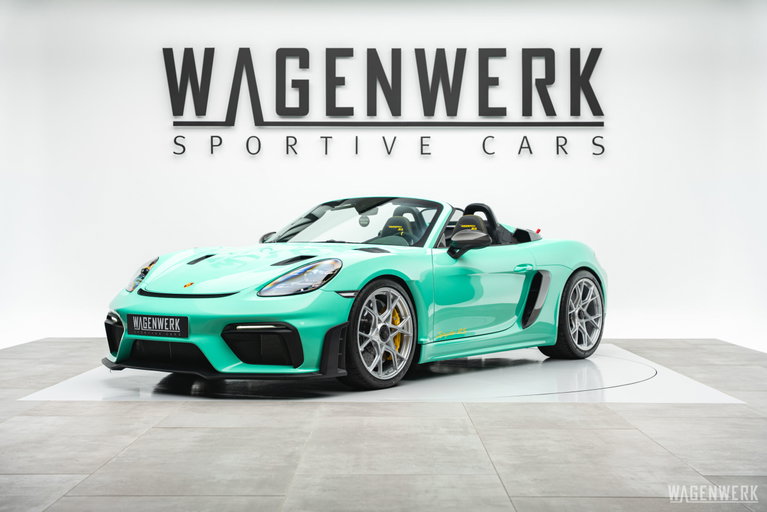 Porsche 718 Spyder RS