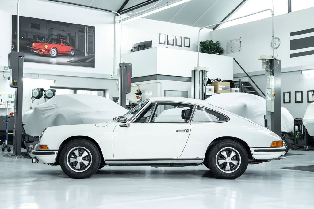 Porsche 911 T