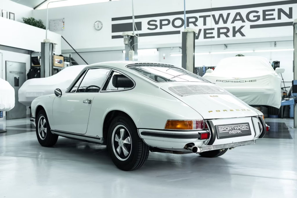 Porsche 911 T
