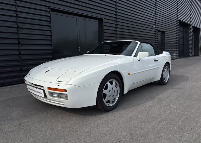 Porsche 944 Turbo Cabriolet