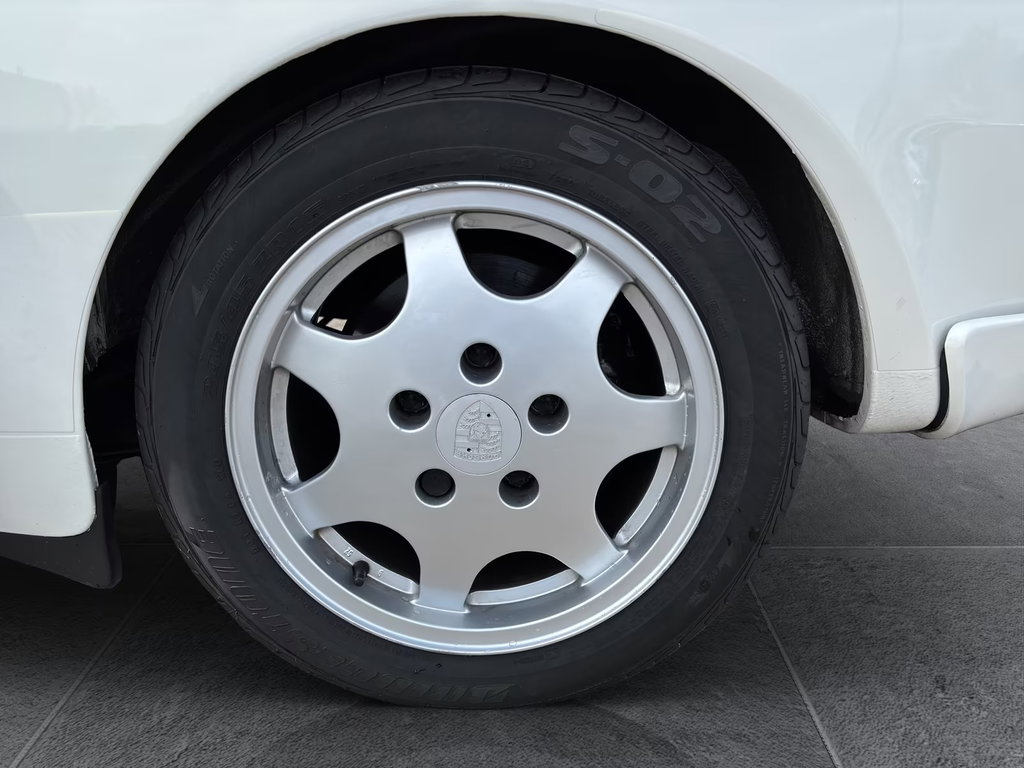 Porsche 944 Turbo Cabriolet