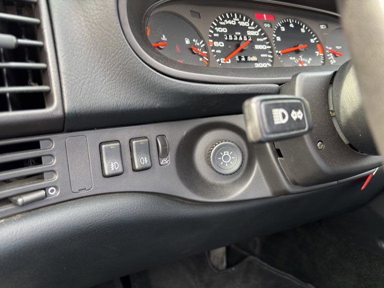 Porsche 944 Turbo Cabriolet