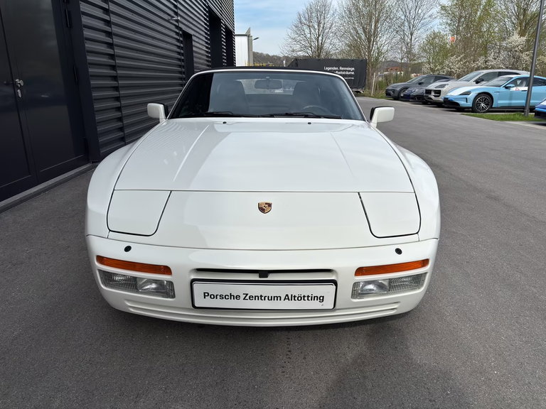 Porsche 944 Turbo Cabriolet