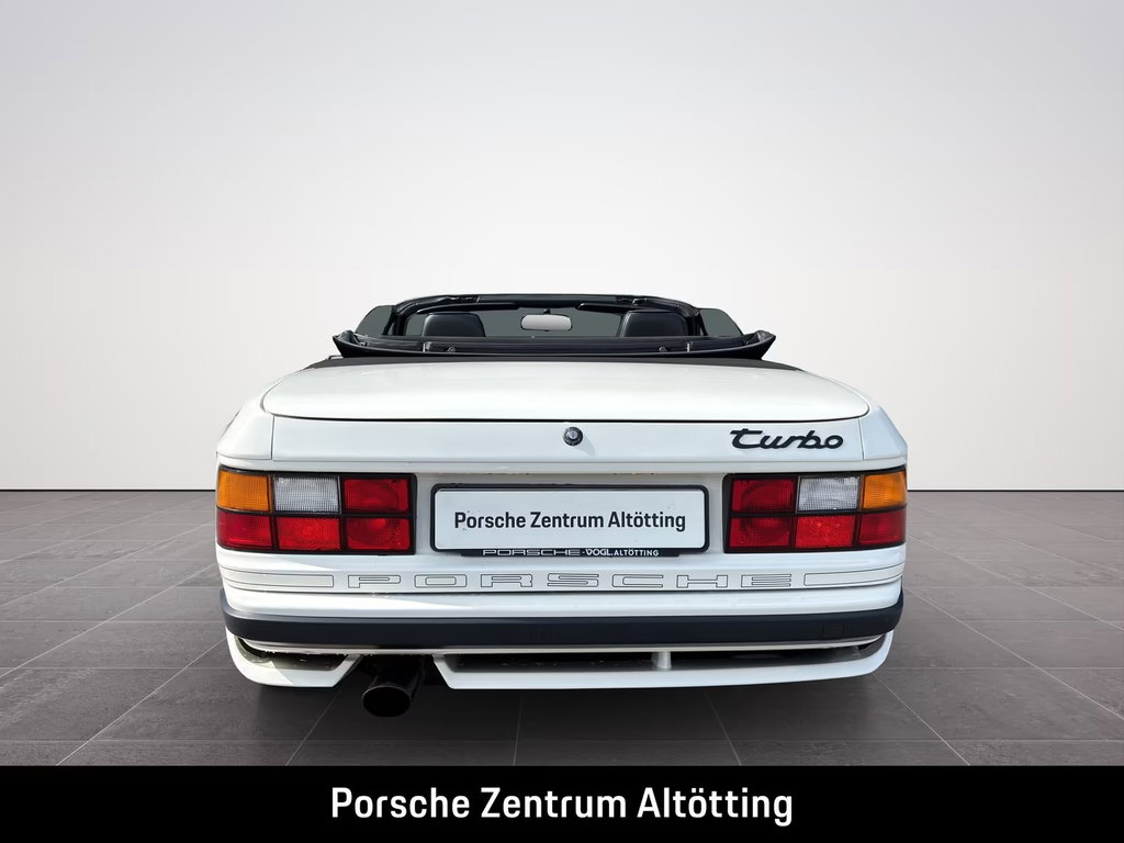 Porsche 944 Turbo Cabriolet
