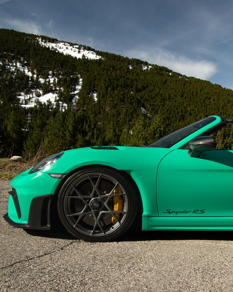 Porsche 718 Spyder RS