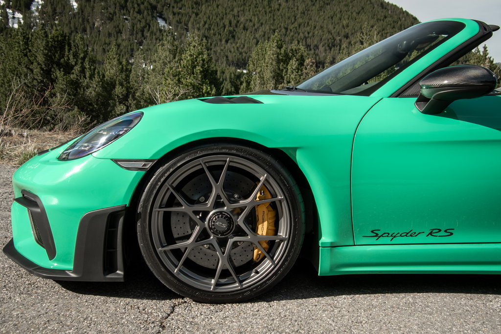 Porsche 718 Spyder RS