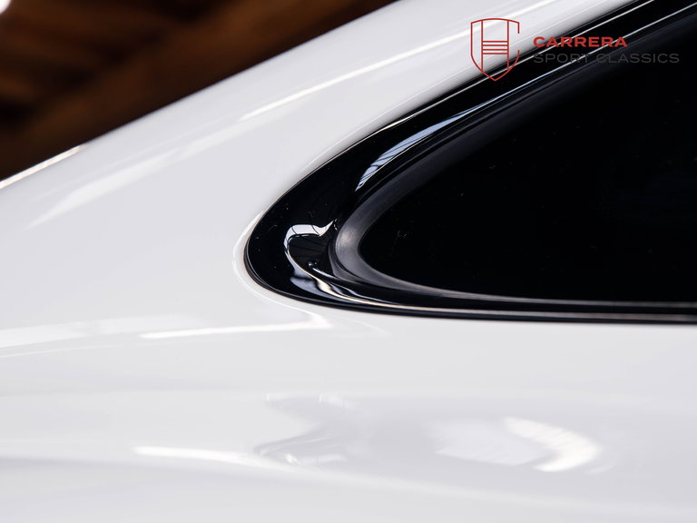 Porsche 992 Carrera