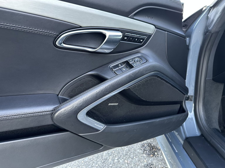Porsche 718 Boxster