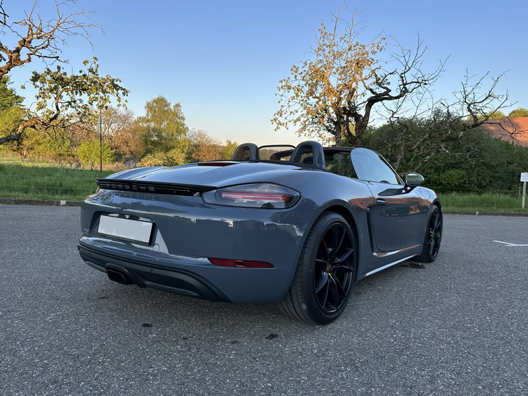 Porsche 718 Boxster