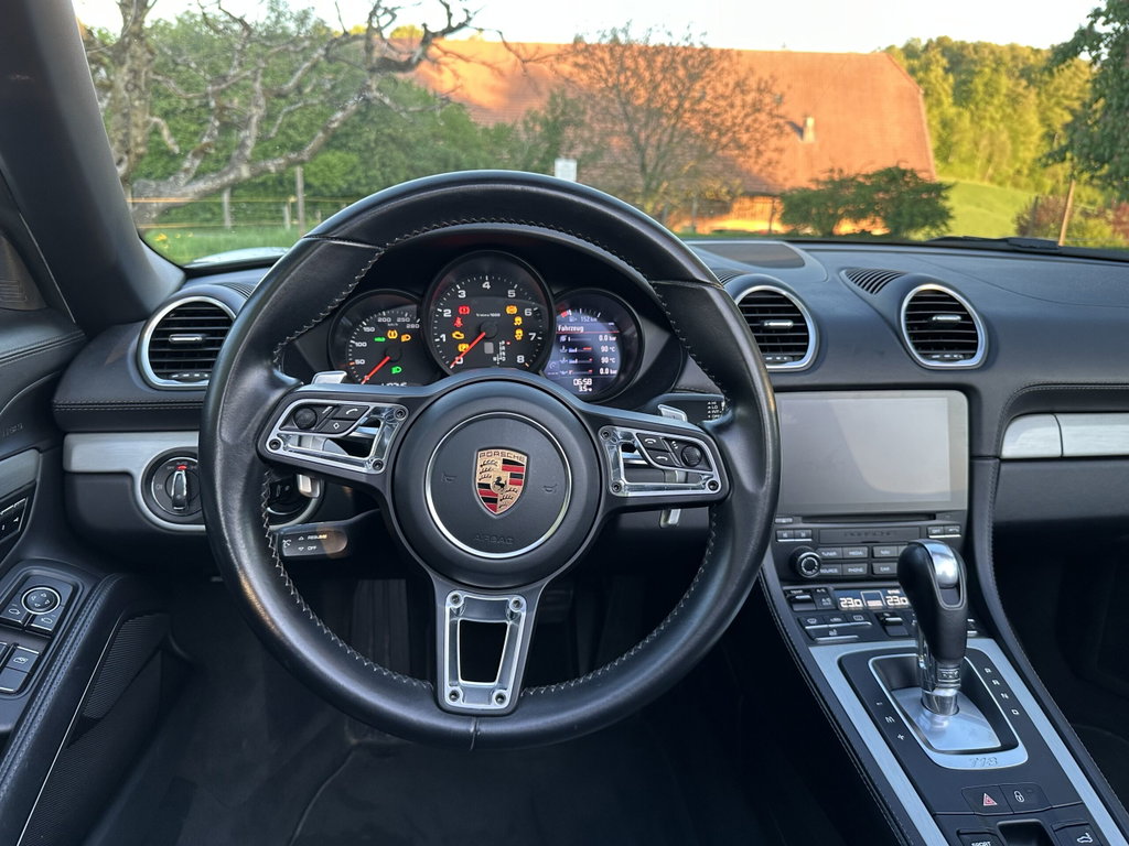 Porsche 718 Boxster