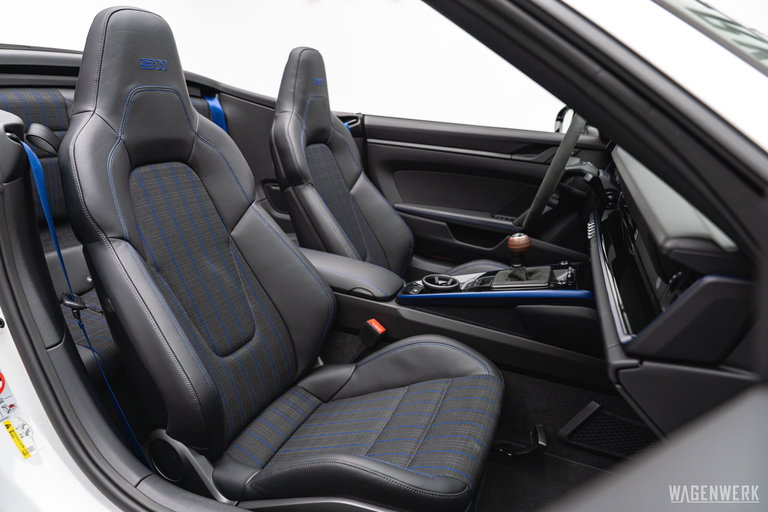 Porsche 992.2 Carrera T