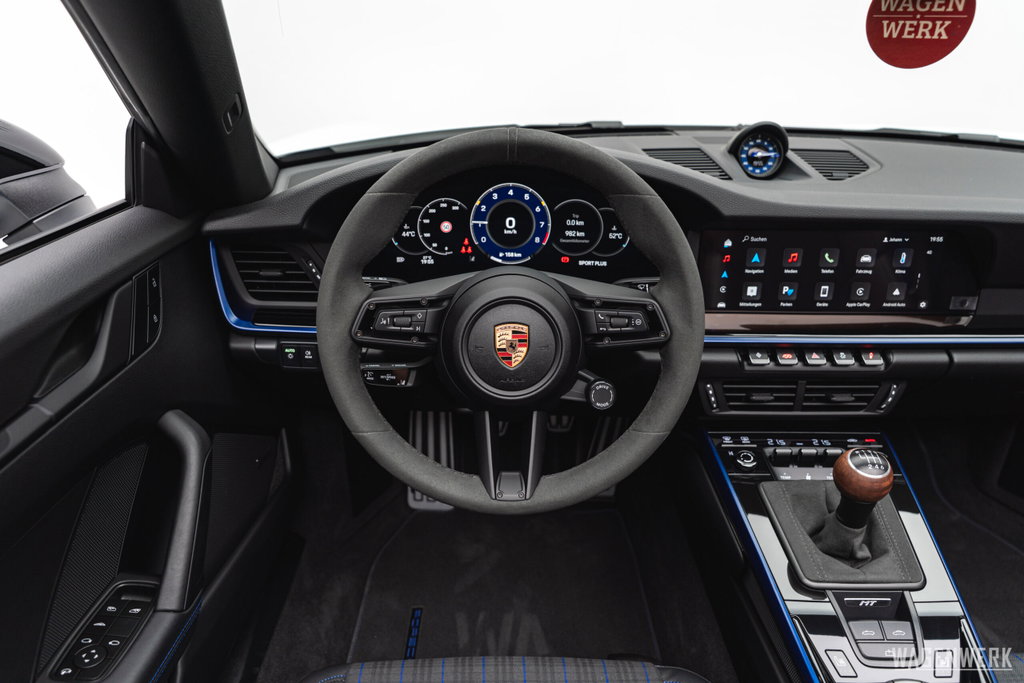 Porsche 992.2 Carrera T