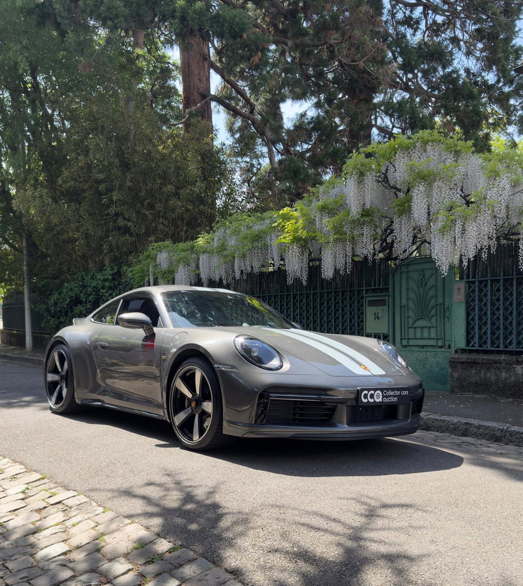 Porsche 992 Sport Classic