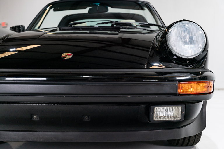 Porsche 911 Carrera 3.2 (US)