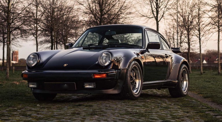 Porsche 911 Turbo 3.3