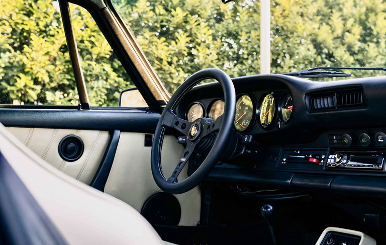 Porsche 911 Turbo 3.3