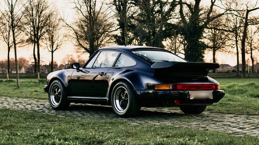 Porsche 911 Turbo 3.3