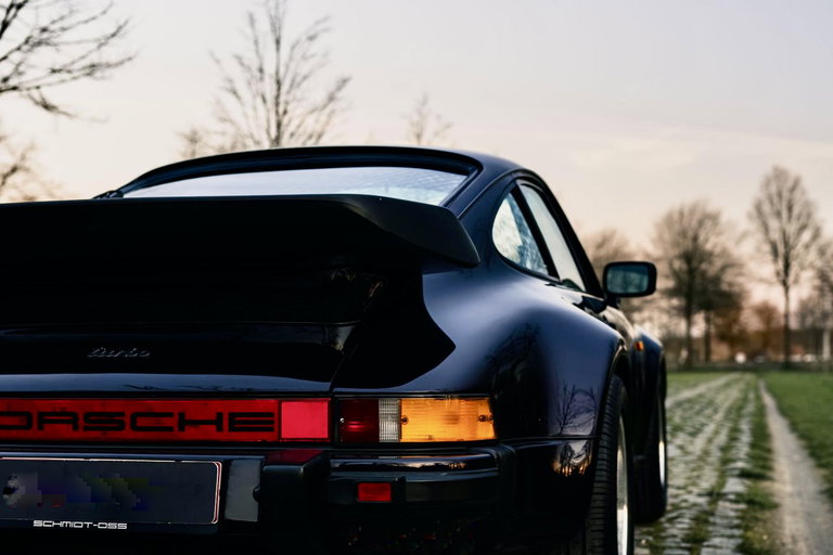 Porsche 911 Turbo 3.3