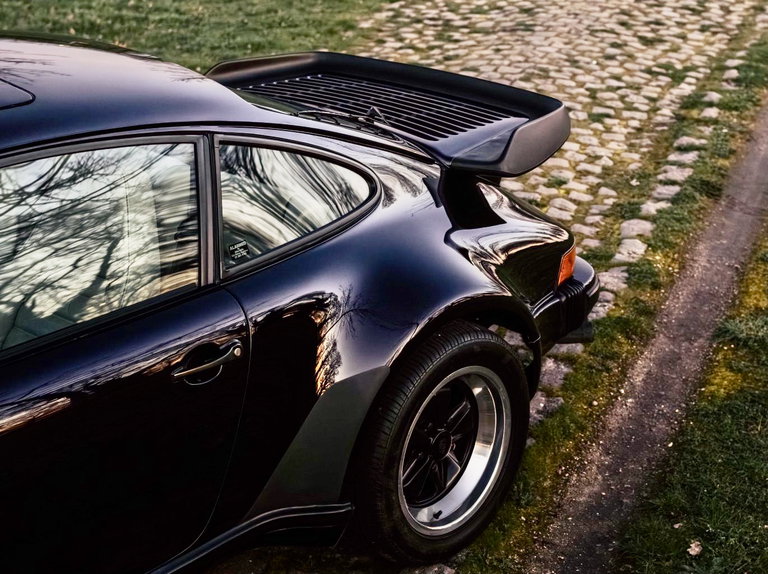 Porsche 911 Turbo 3.3