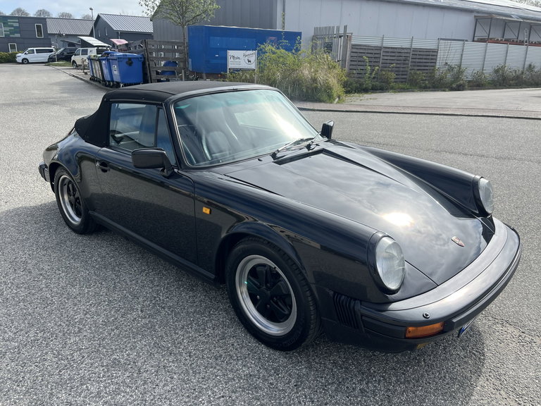 Porsche 911 Carrera 3.2